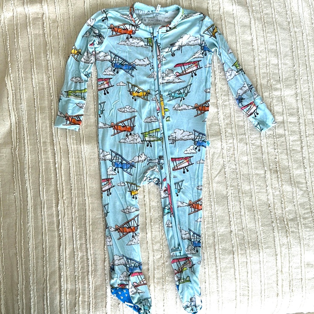 Posh Peanut Flyer Zipper Footie